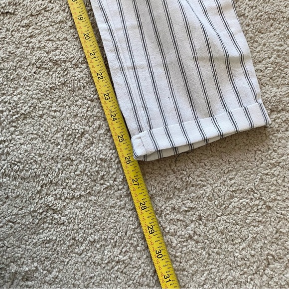 BNWT Monk & Lou White High Rise Pinstripe Paperbag Waist Pants - Picture 13 of 14